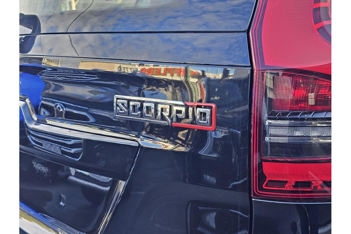 2025 Mahindra Scorpio Z8L