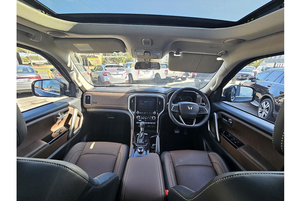 2025 Mahindra Scorpio Z8L