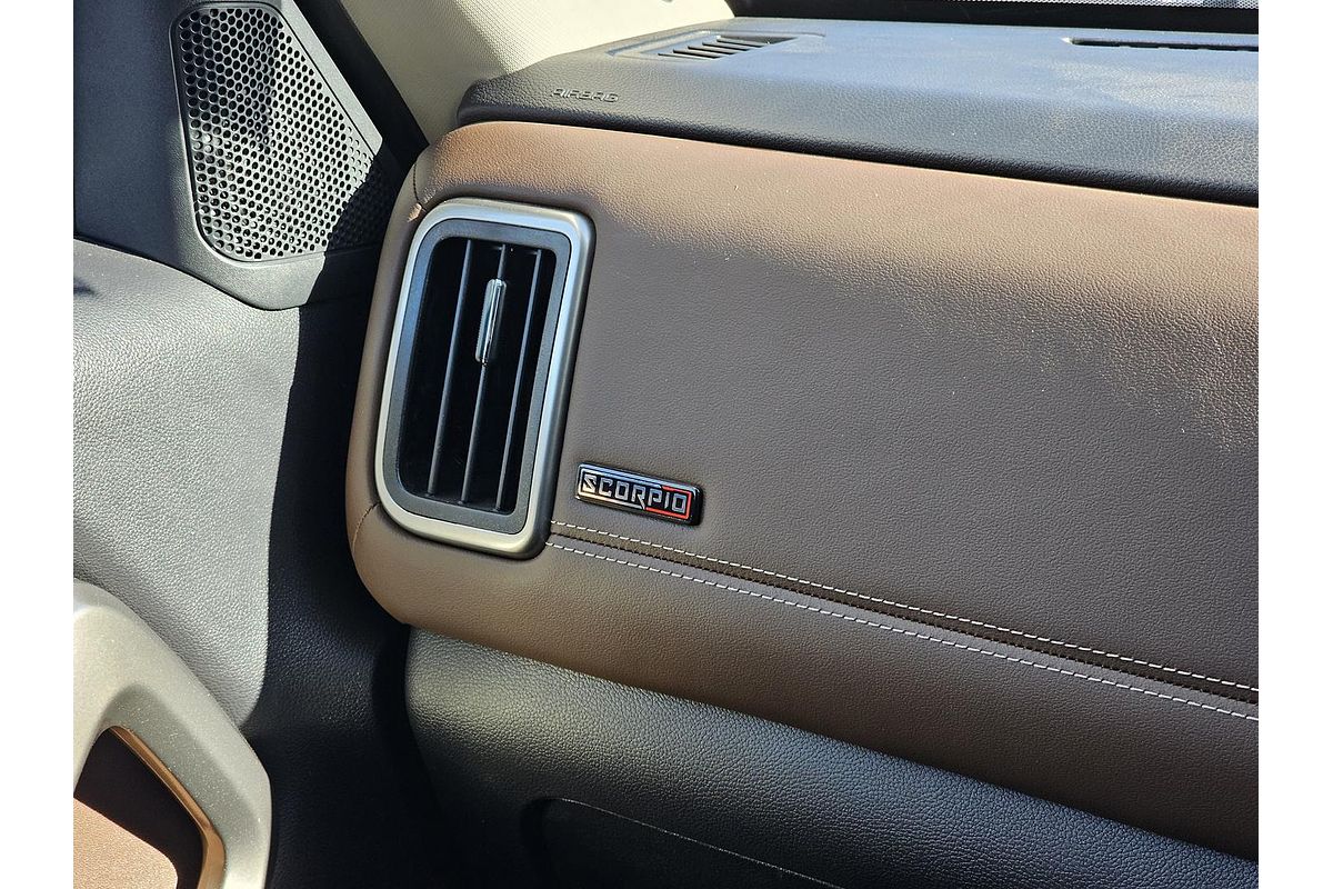 2025 Mahindra Scorpio Z8L