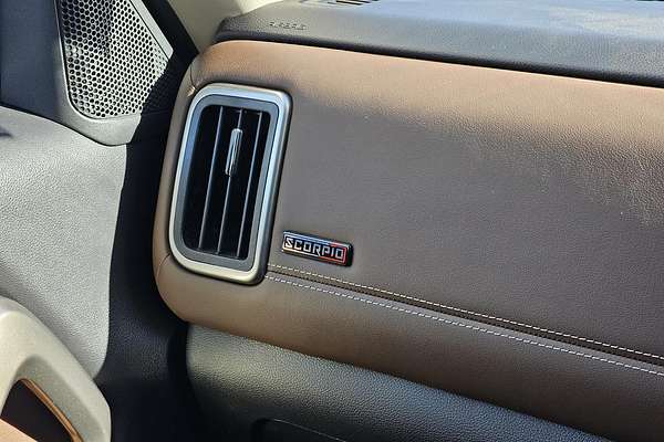 2025 Mahindra Scorpio Z8L