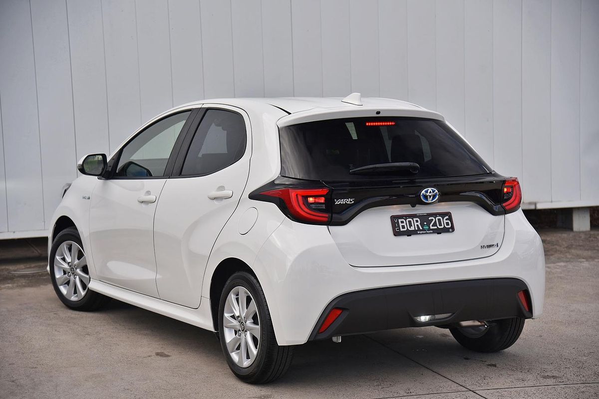 2021 Toyota Yaris SX Hybrid MXPH10R
