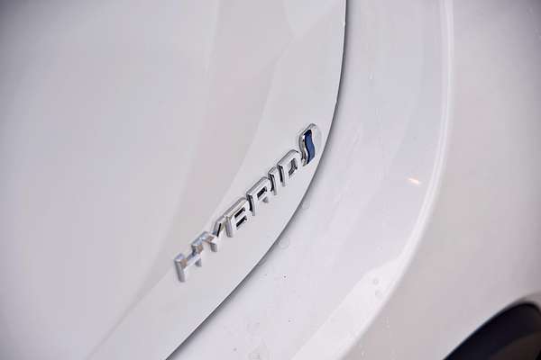 2021 Toyota Yaris SX Hybrid MXPH10R