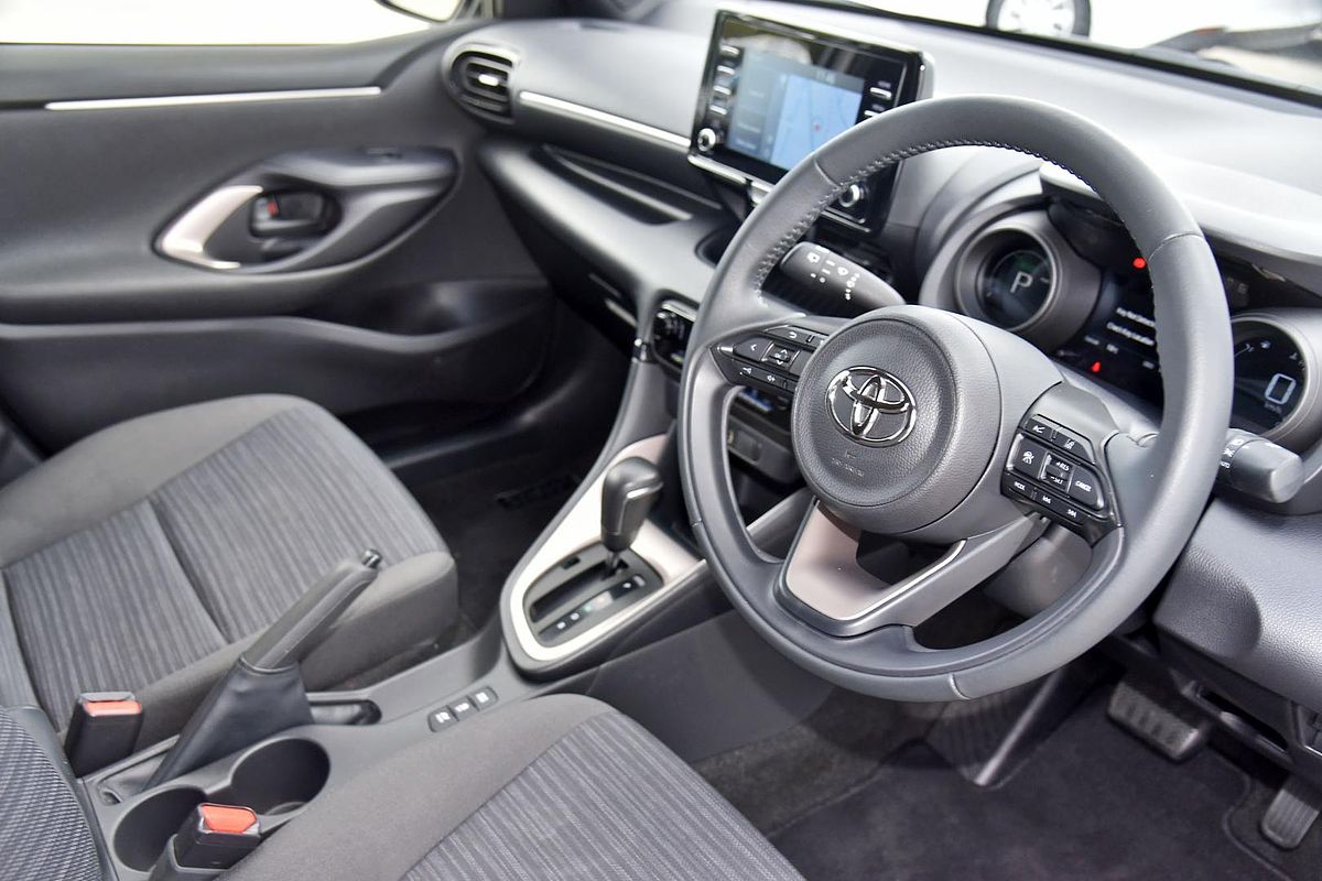 2021 Toyota Yaris SX Hybrid MXPH10R