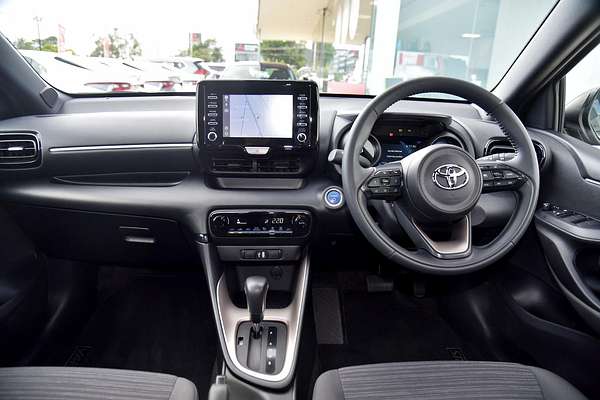 2021 Toyota Yaris SX Hybrid MXPH10R
