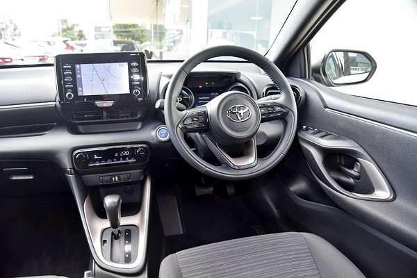 2021 Toyota Yaris SX Hybrid MXPH10R