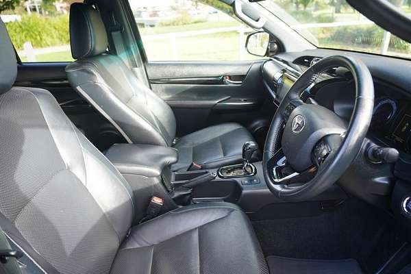 2018 Toyota Hilux Rogue (4x4) GUN126R 4X4