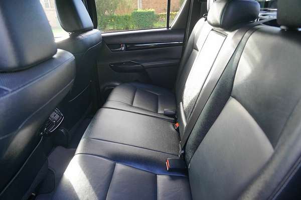 2018 Toyota Hilux Rogue (4x4) GUN126R 4X4