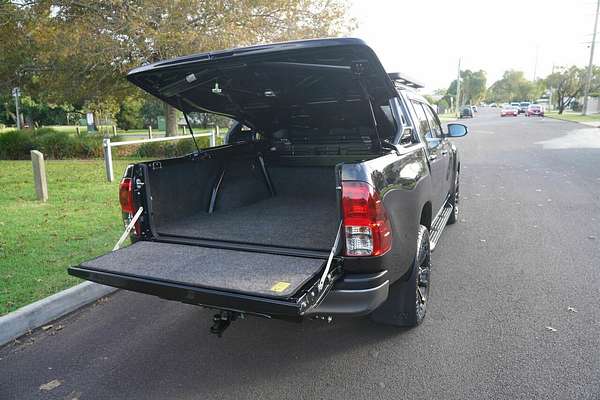 2018 Toyota Hilux Rogue (4x4) GUN126R 4X4