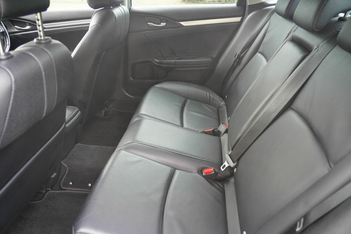 2017 Honda Civic VTi-LX 10th Gen