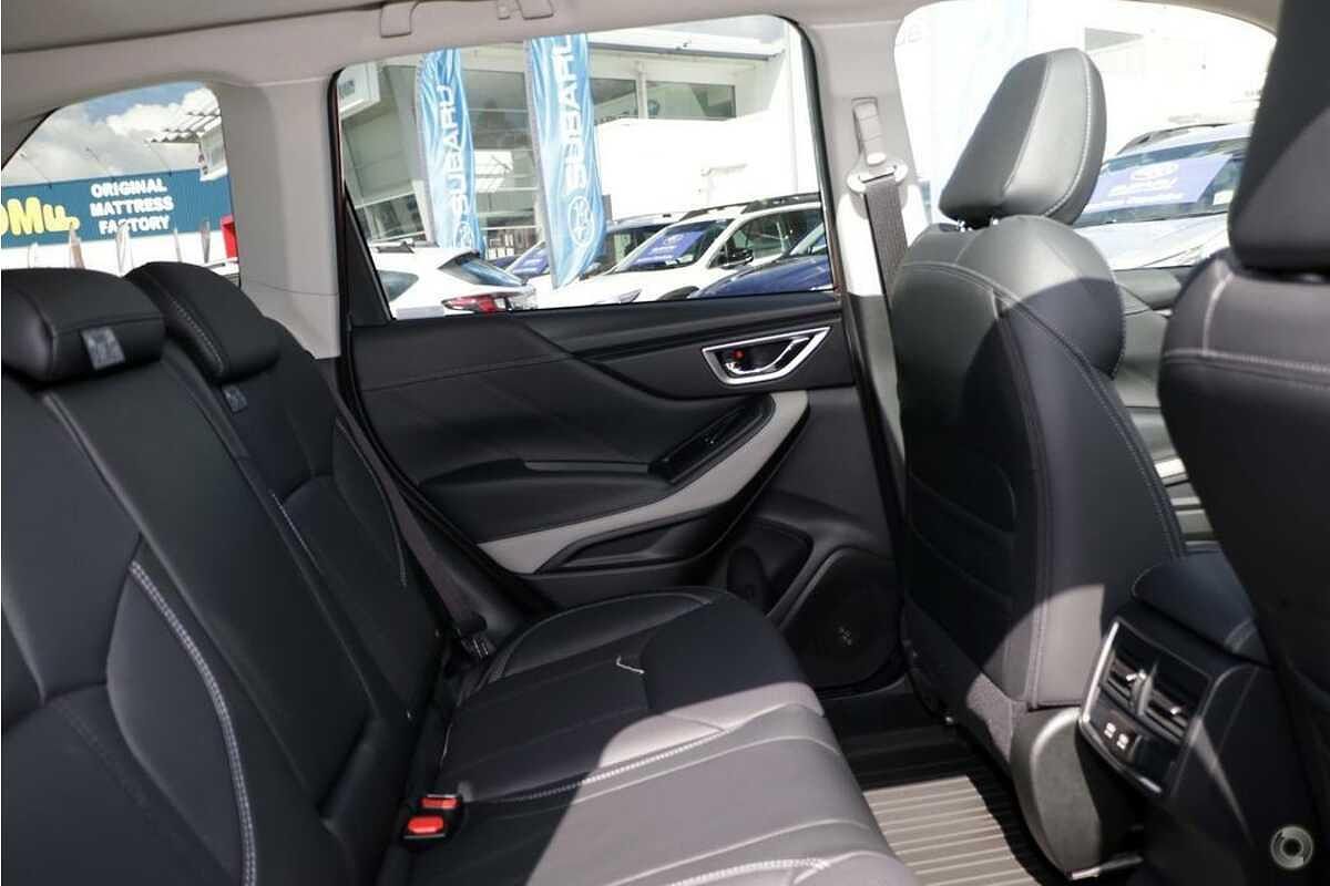 2024 Subaru Forester 2.5i-S S5