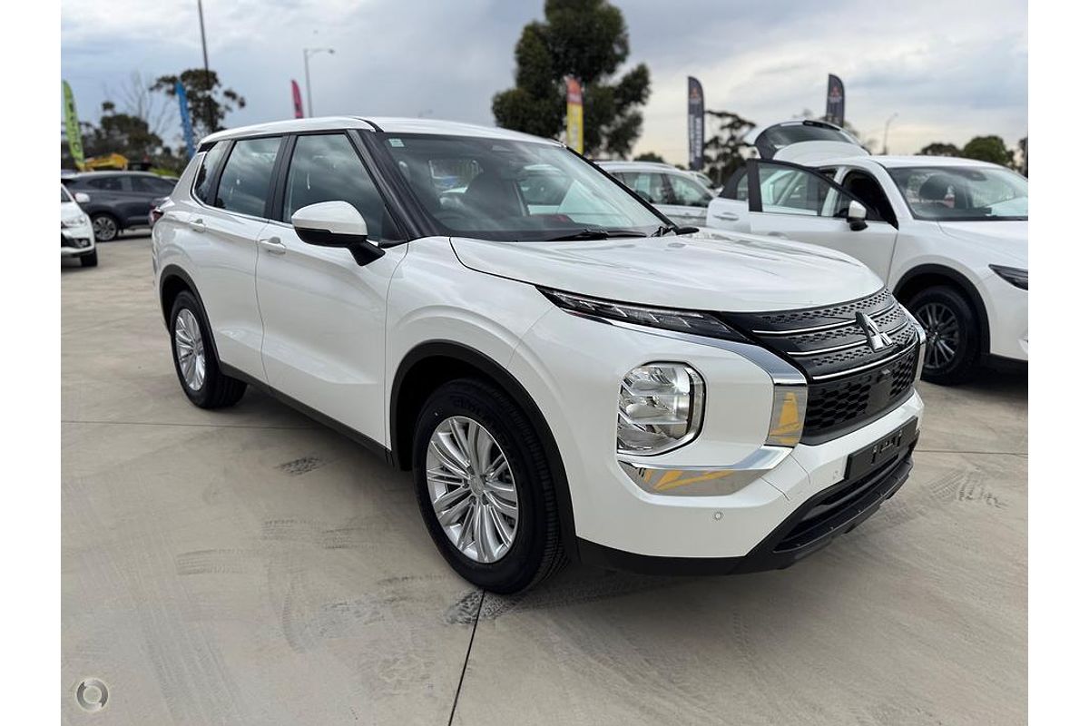 2025 Mitsubishi Outlander ES ZM
