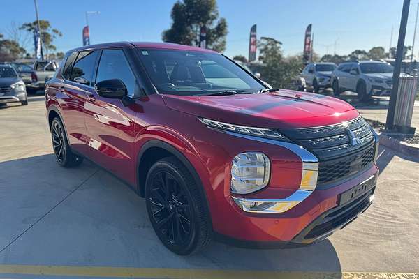 2024 Mitsubishi Outlander Black Edition ZM