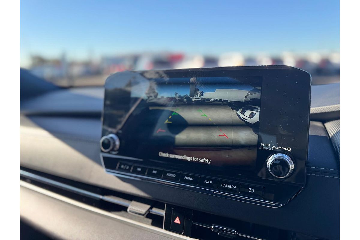 2024 Mitsubishi Outlander Black Edition ZM