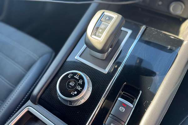 2024 Mitsubishi Outlander Black Edition ZM