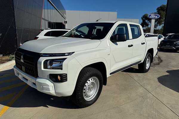 2024 Mitsubishi Triton GLX MV 4X4