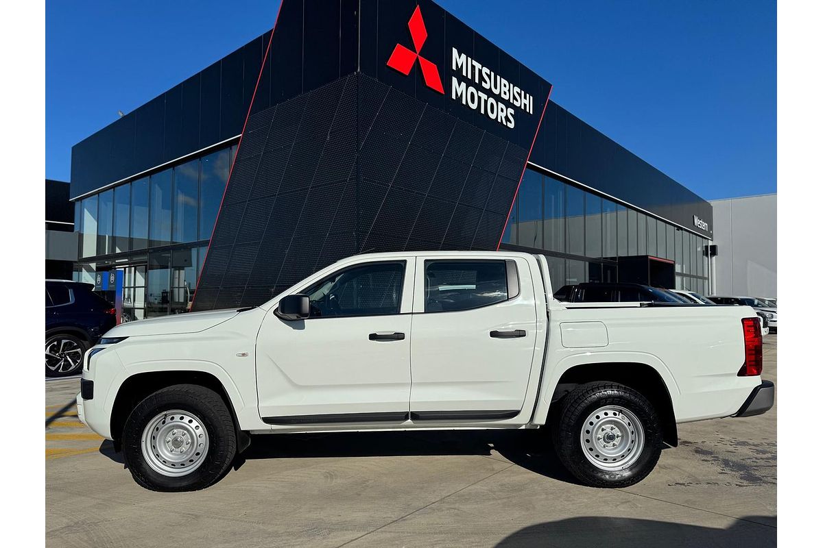 2024 Mitsubishi Triton GLX MV 4X4