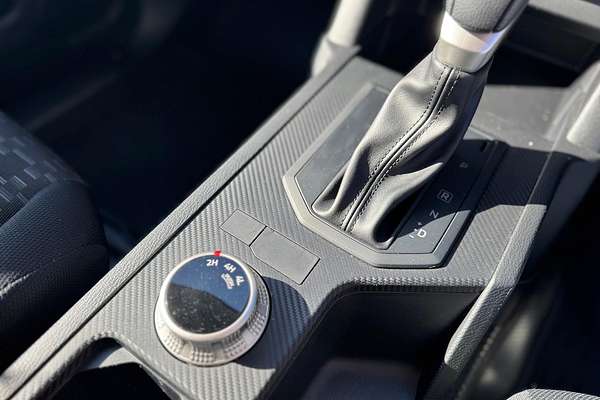 2024 Mitsubishi Triton GLX MV 4X4