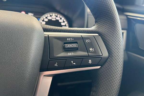2025 Mitsubishi Outlander Black Edition ZM