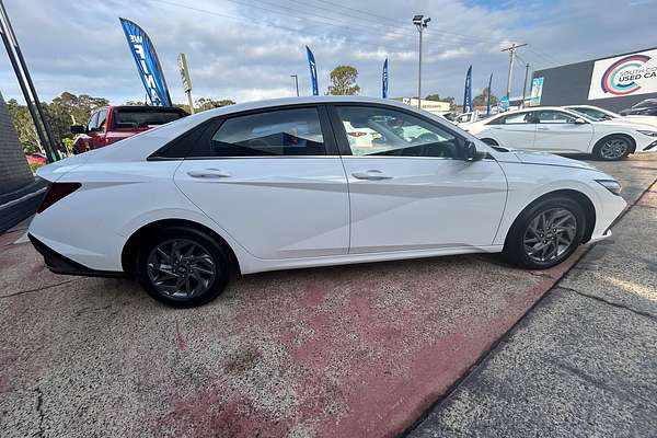 2024 Hyundai i30 Hybrid CN7.V2
