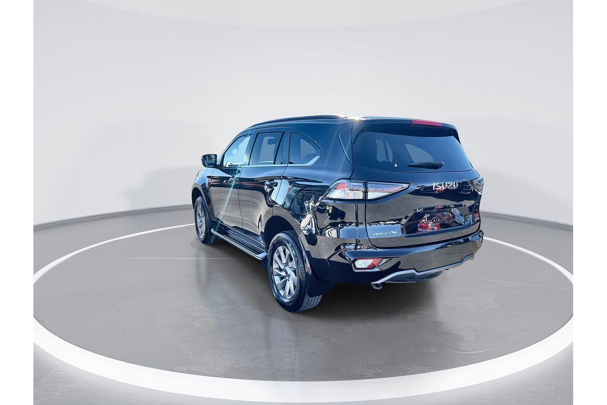 2022 Isuzu MU-X LS-U