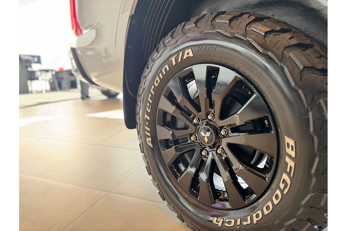2025 Mitsubishi Triton GSR MV 4X4