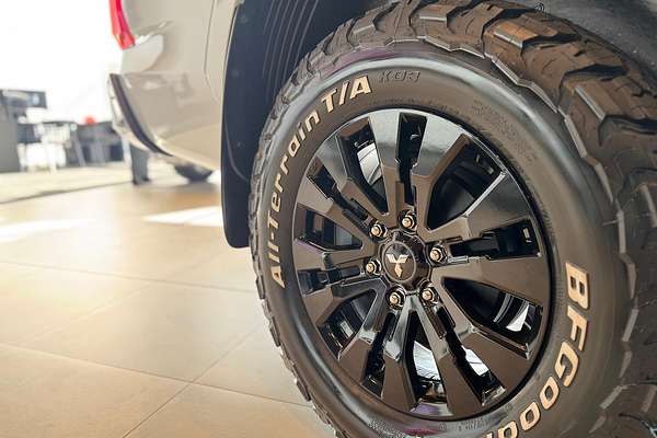2025 Mitsubishi Triton GSR MV 4X4