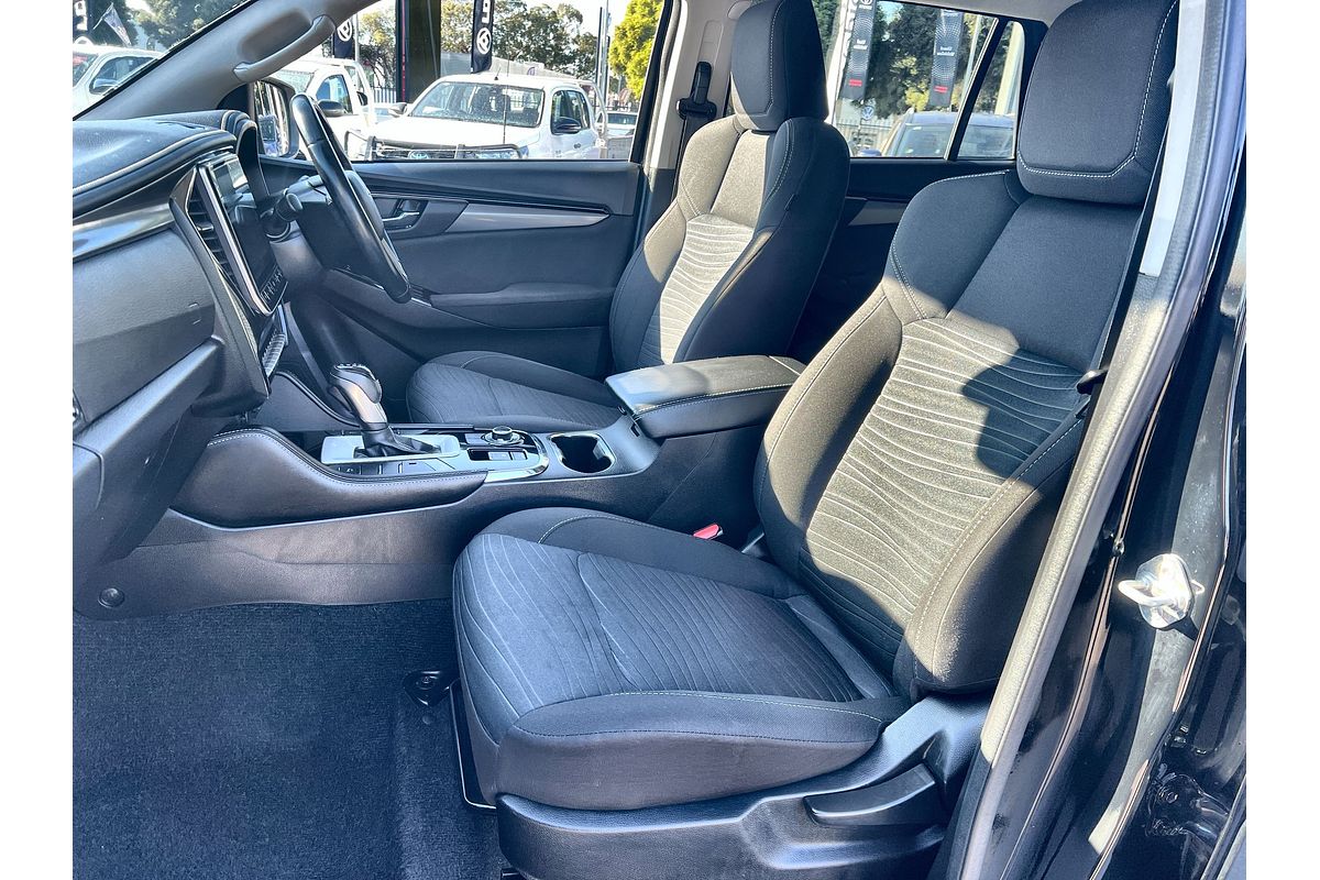 2022 Isuzu MU-X LS-U