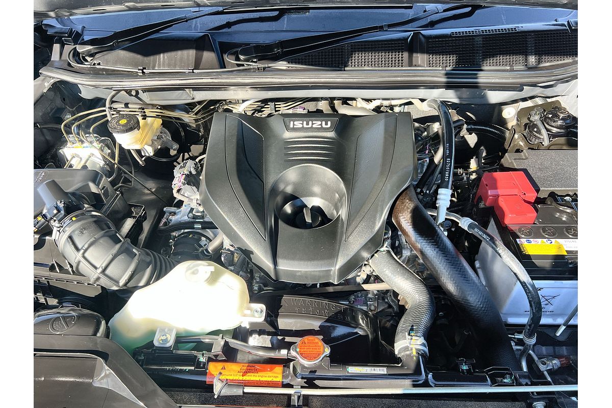 2022 Isuzu MU-X LS-U
