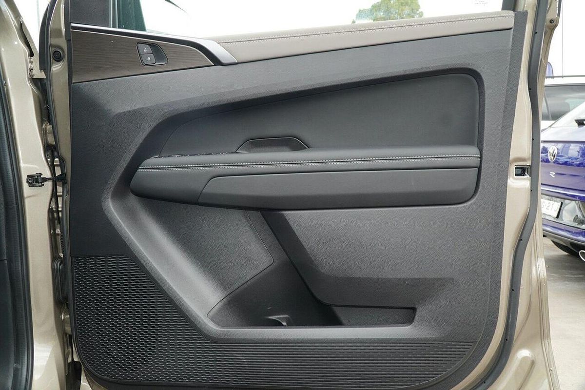 2024 Volkswagen Amarok TDI600 Style NF 4X4
