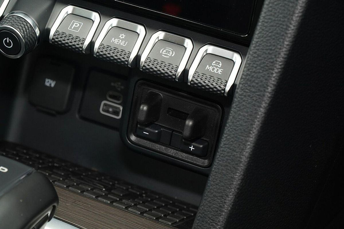 2024 Volkswagen Amarok TDI600 Style NF 4X4