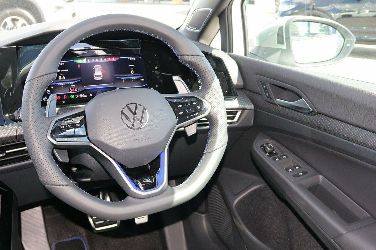 2024 Volkswagen Golf R 8