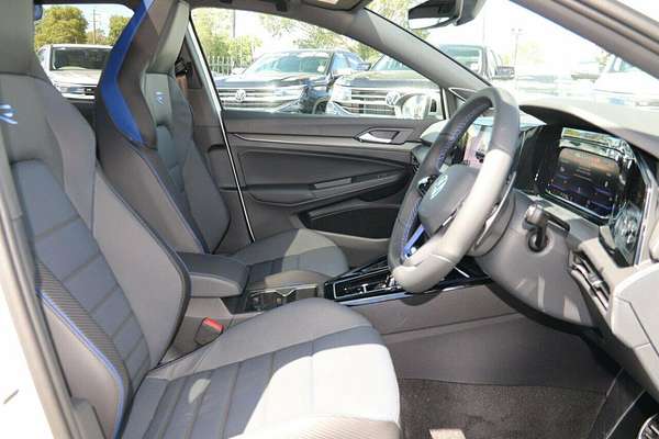 2024 Volkswagen Golf R 8
