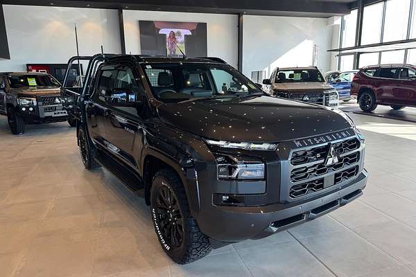 2025 Mitsubishi Triton GSR MV 4X4