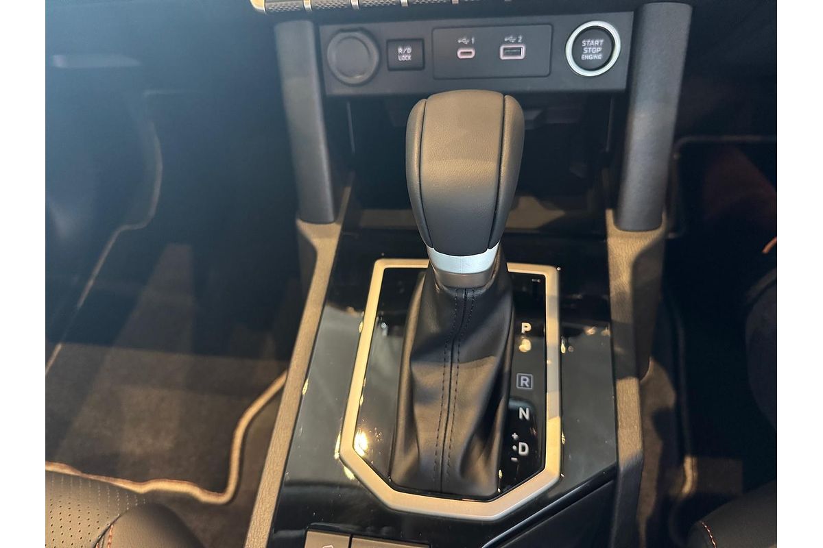 2025 Mitsubishi Triton GSR MV 4X4