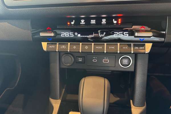 2025 Mitsubishi Triton GSR MV 4X4