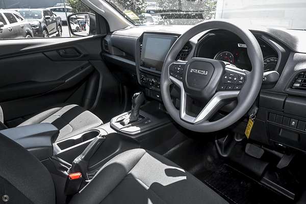 2025 Isuzu D-MAX SX 4X4