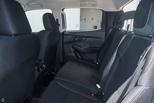 2025 Isuzu D-MAX SX 4X4