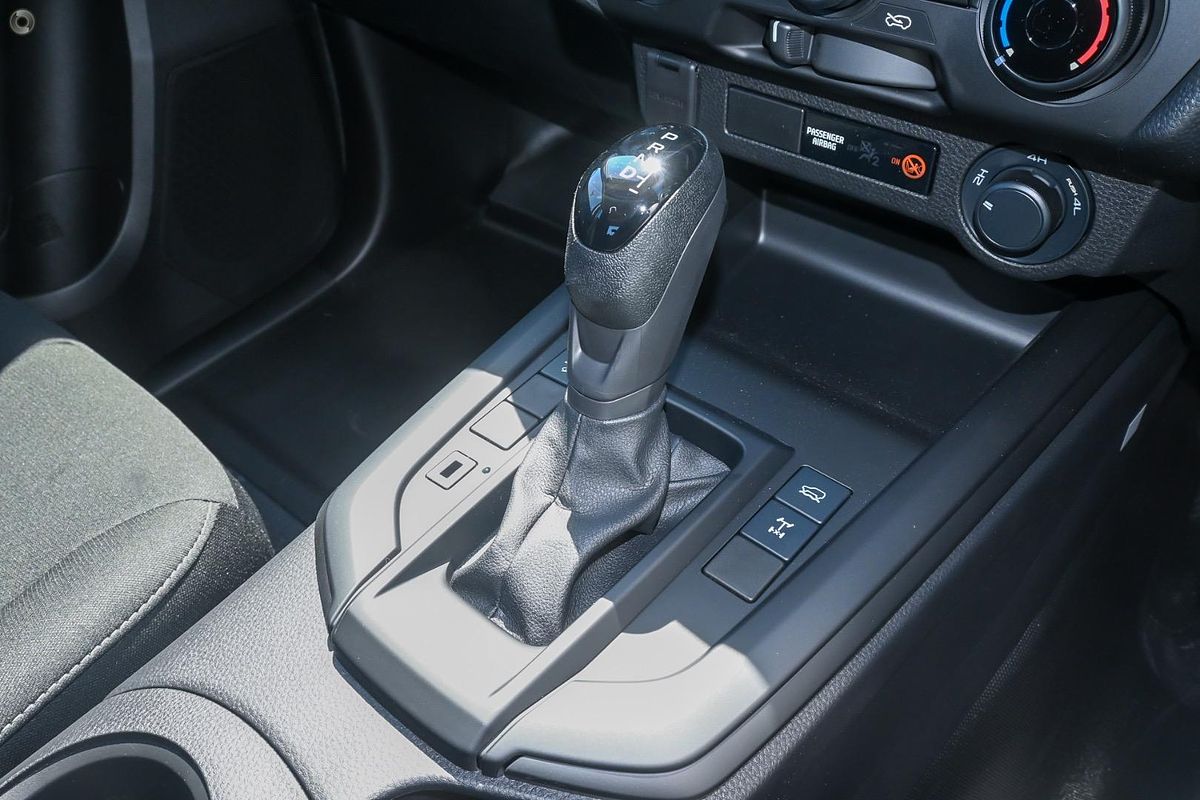2025 Isuzu D-MAX SX 4X4