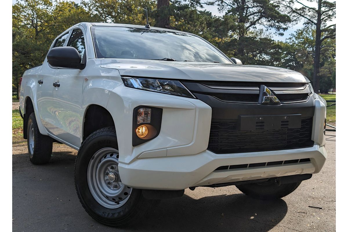 2018 Mitsubishi Triton GLX MQ 4X4