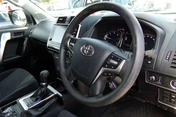 2022 Toyota Landcruiser Prado GX GDJ150R