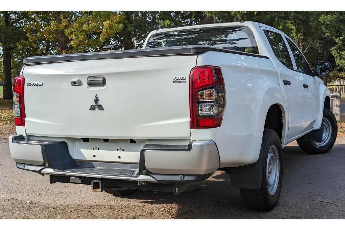2018 Mitsubishi Triton GLX MQ 4X4