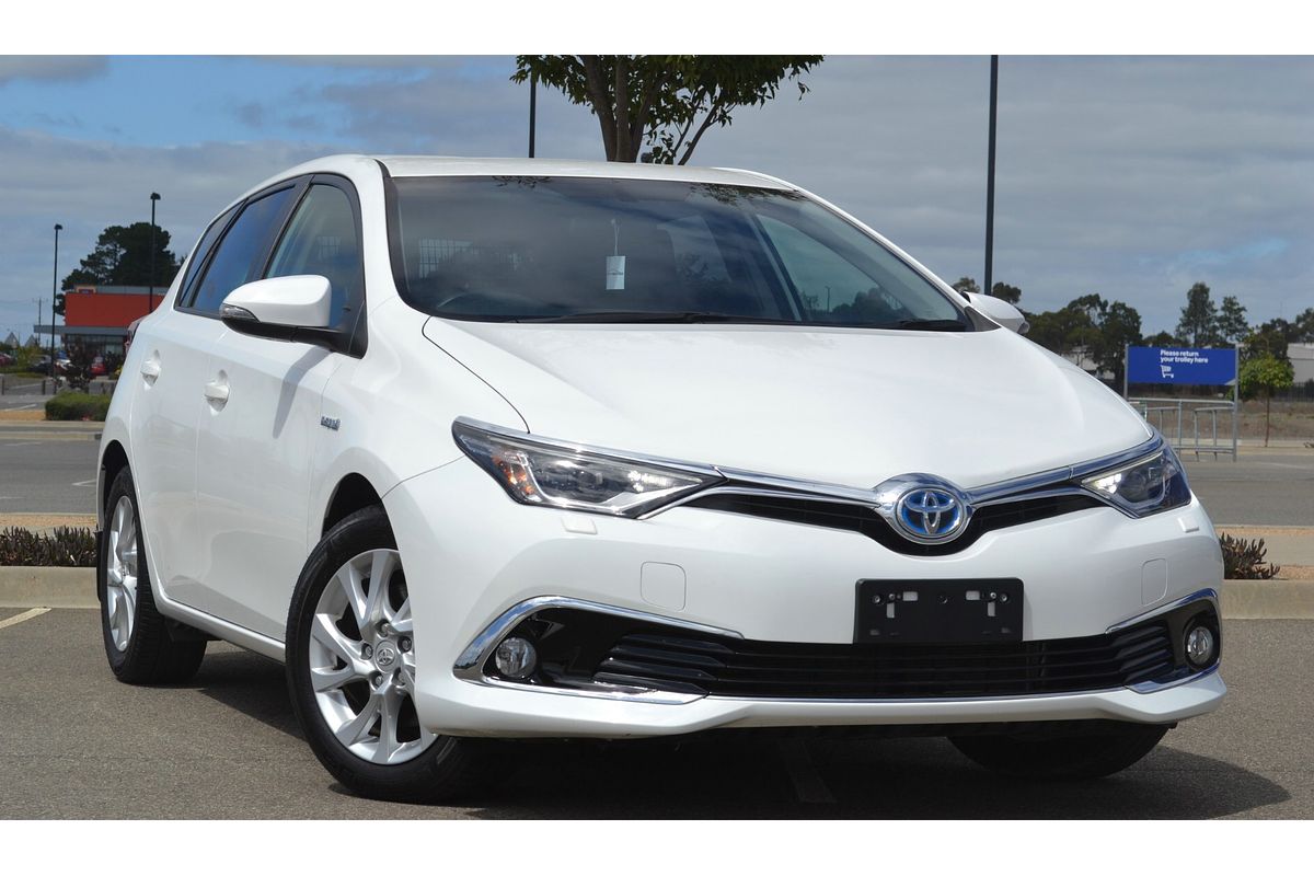 2016 Toyota Corolla Hybrid ZWE186R