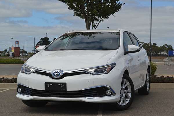 2016 Toyota Corolla Hybrid ZWE186R