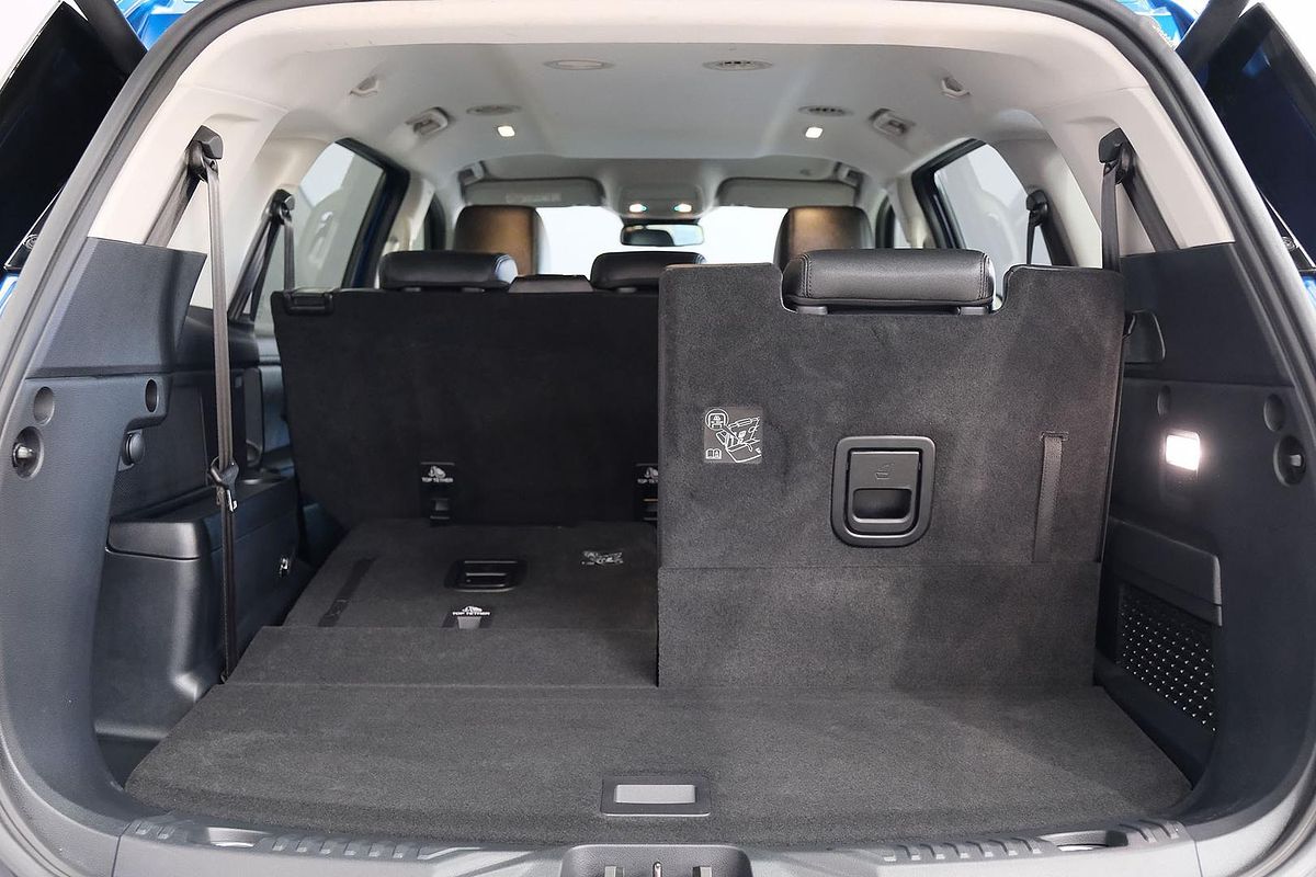 2023 Ford Everest Sport