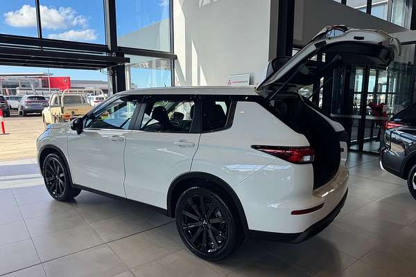 2024 Mitsubishi Outlander ES ZM