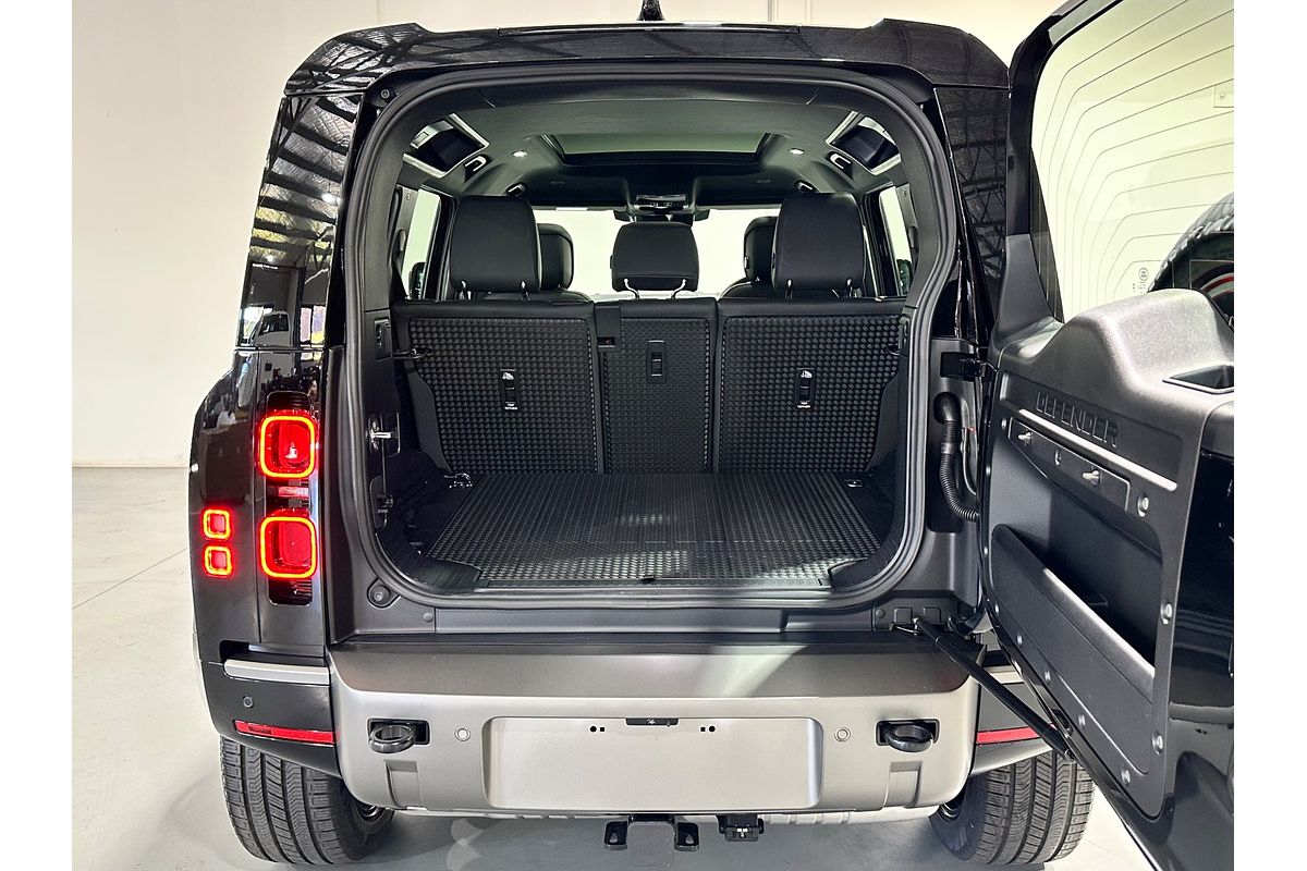 2025 Land Rover Defender 110 D350 X-Dynamic HSE L663