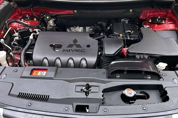 2020 Mitsubishi Outlander LS ZL