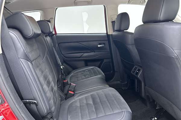 2020 Mitsubishi Outlander LS ZL