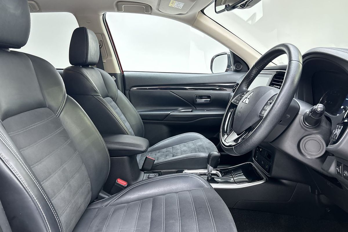 2020 Mitsubishi Outlander LS ZL