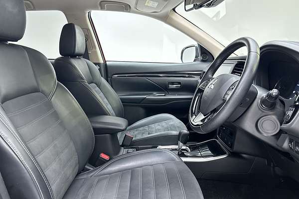 2020 Mitsubishi Outlander LS ZL
